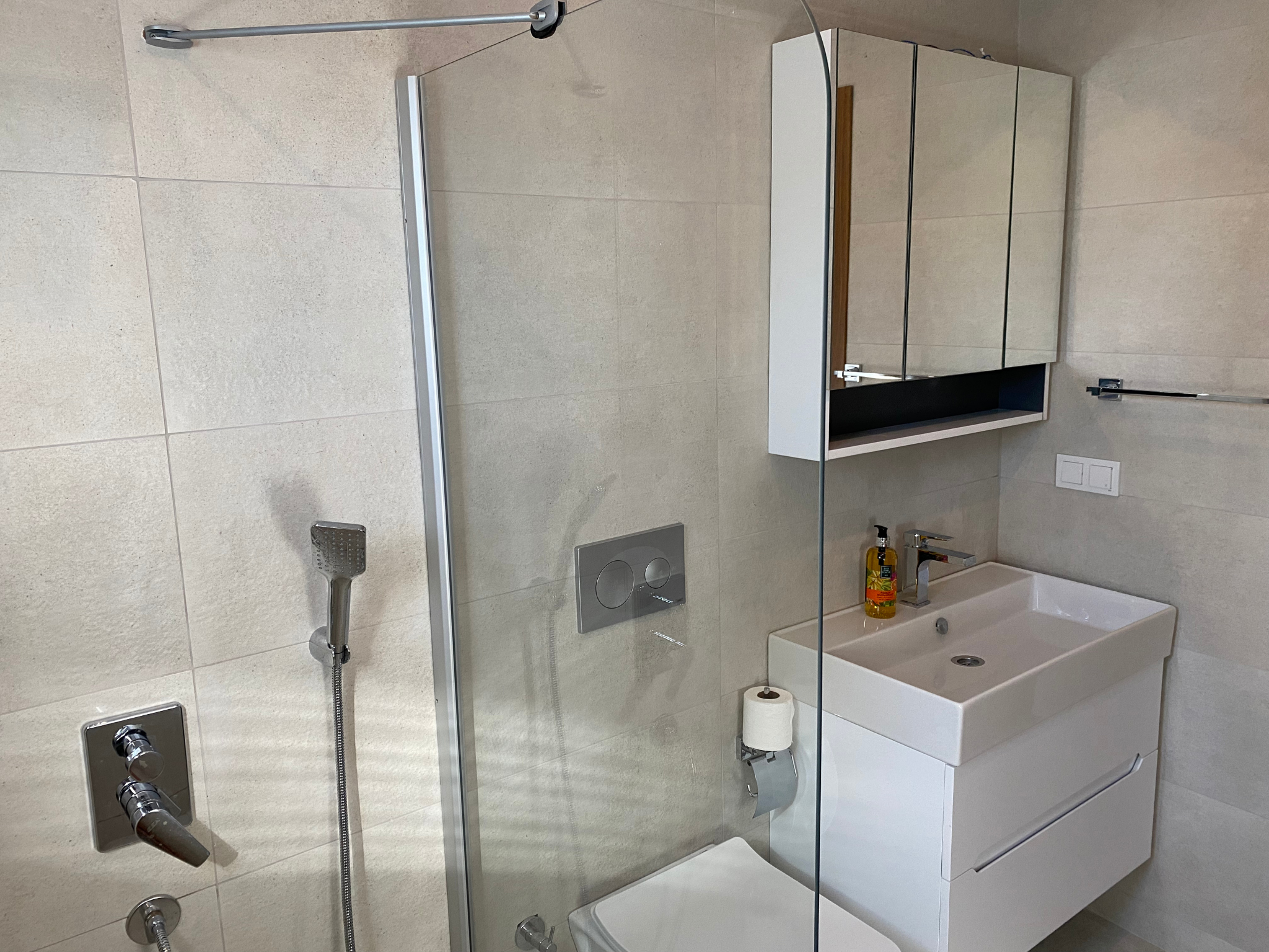 Ensuite Shower Rooms